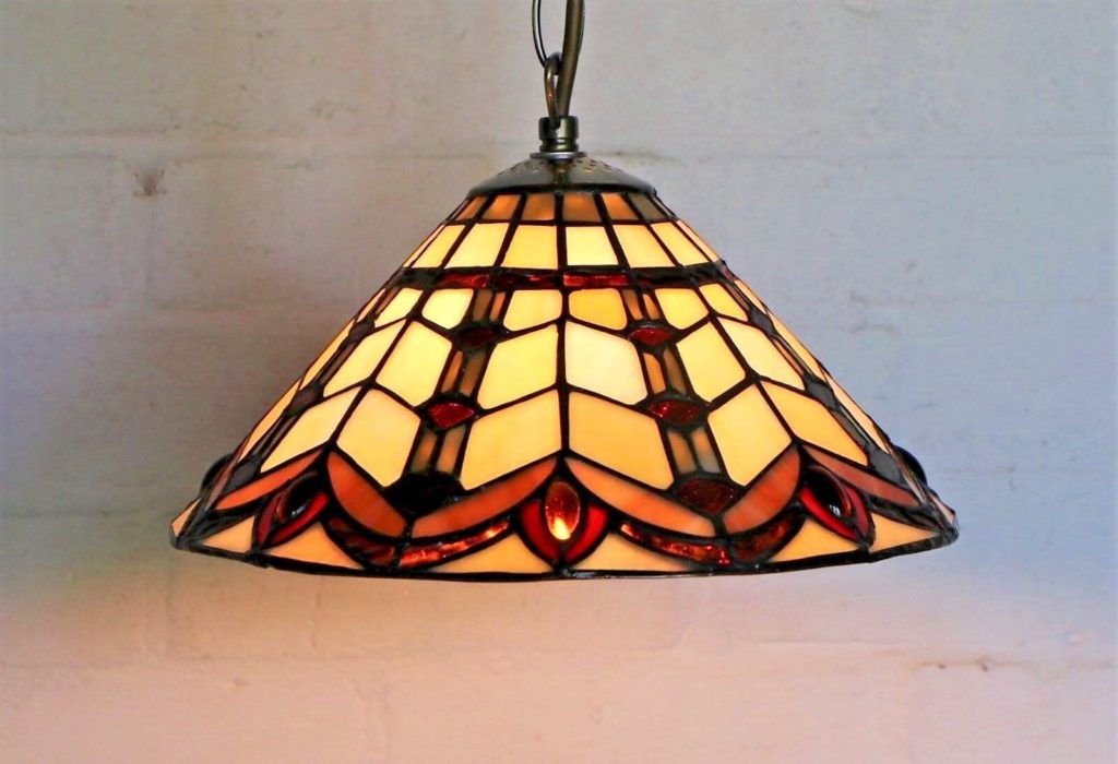 Buying Tiffany Table Lamps & Tiffany Lighting | Hertfordshire Lighting ...