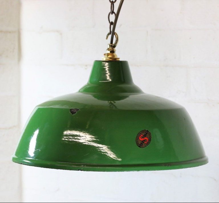 Vintage Industrial Lighting – A guide to Industrial Style Lighting