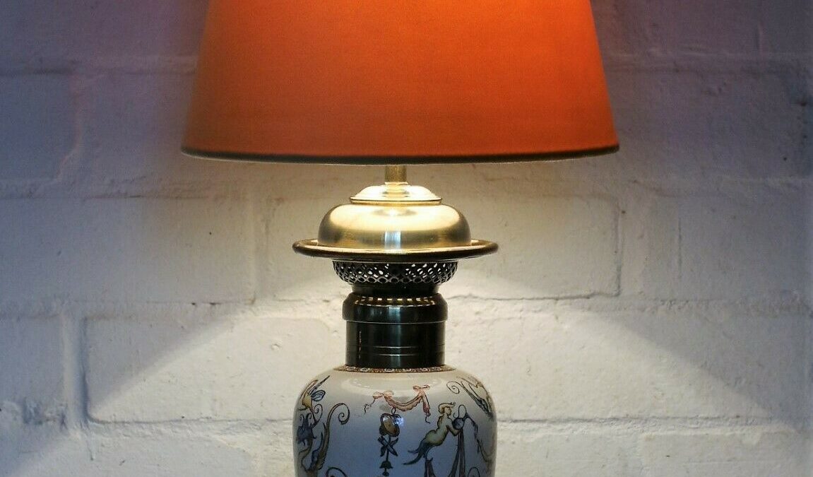 Refurbishing a Converted Antique Oil Lamp. A guide to Electric Oil Lamp Style table lamps.
