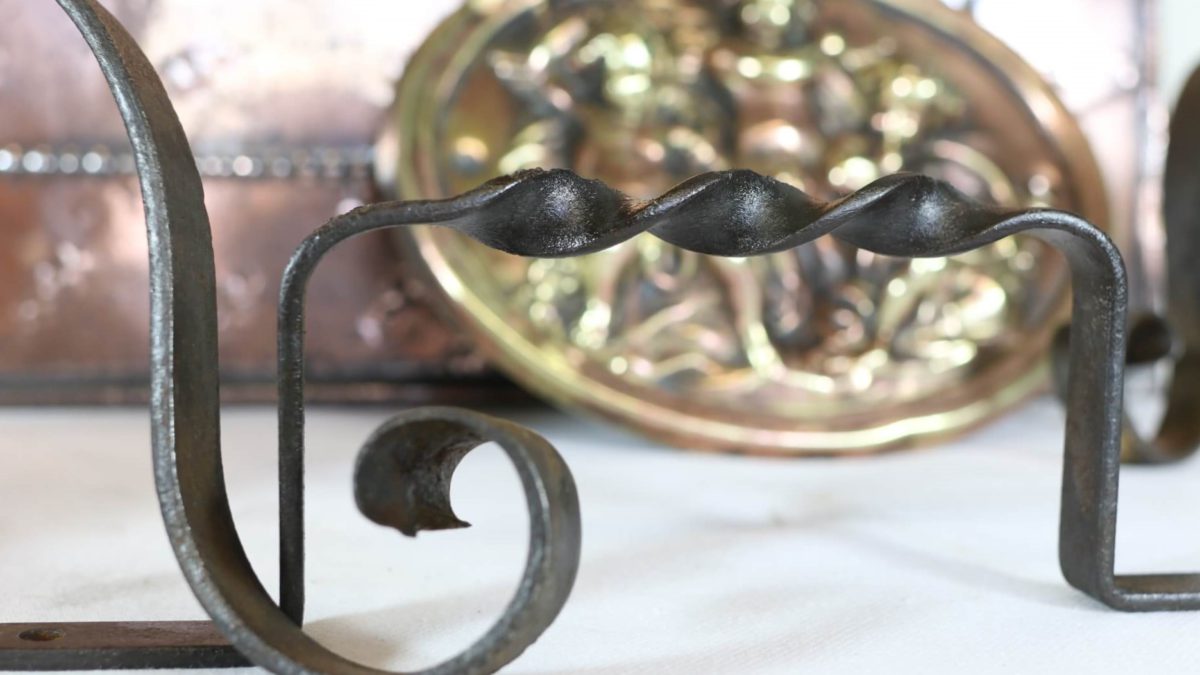 Restoring Antique Iron Work. The story of an unloved Victorian Fire Guard.