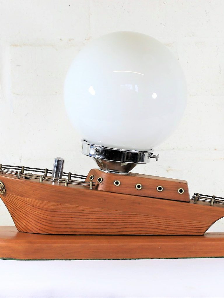 Restoring a Vintage Art Deco Table Lamp. Refloating a Nautical Table Lamp.
