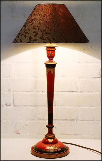 Antique Chinese Table Lamp